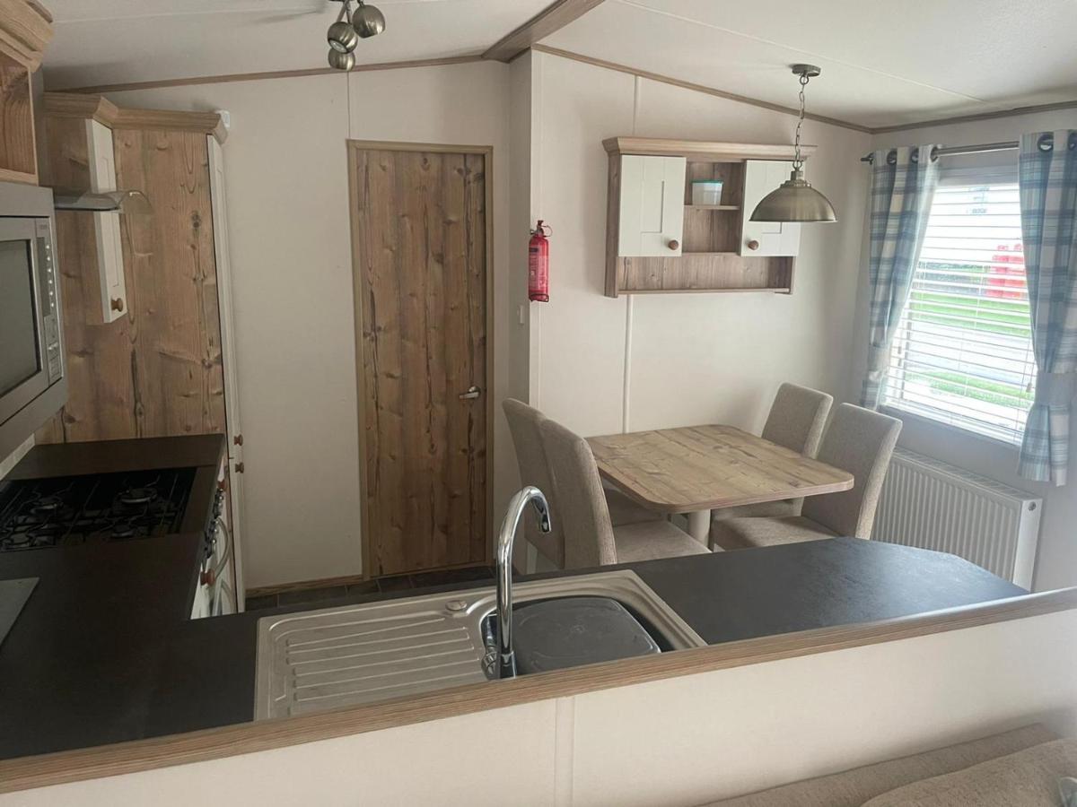 Luxury 6 Berth Caravan, Marton Mere Blackpool Dış mekan fotoğraf